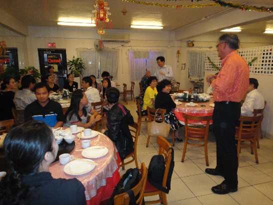 王總領事保新夫婦與2013台灣傳統週表演團體餐敘