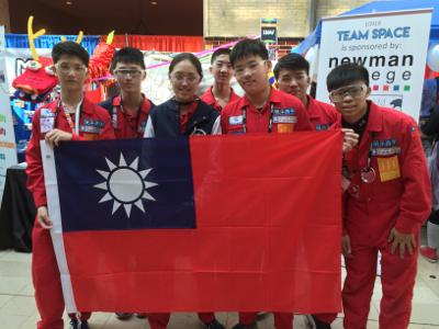 台灣學生赴美參加機器人總決賽 駐丹佛辦事處派員加油打氣