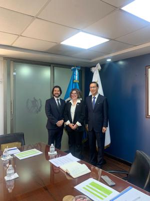El Sr. Embajador Miguel Li-Jey Tsao se reunió con la nueva Ministra de Economía de Guatemala, Gabriela García-Quinn