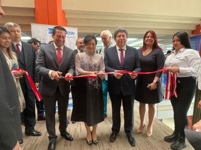 La representante Francisca Yu-Tsz Chang inauguró el “XX Expo Pyme”