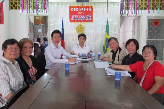 陳宗賢處長和夫人及新到任不久的詹朝富秘書便抵達了會館