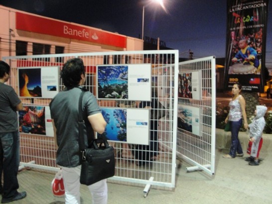 En el marco de la conmemoración del Centenario de la República de China (Taiwán), la Oficina Económica y Cultural de Taipei en Chile, con sede en Santiago, junto al Centro de Extensión de la Cultura y las Artes de la Ilustre Municipalidad de Ovalle (“CECA”), tienen el honor de presentar e invitar a toda la comunidad ovallina a participar de la hermosa Exposición “La Encantadora Taiwán”, a exhibirse en el contexto del desarrollo de la Feria del Libro 2012 de esta bella ciudad.