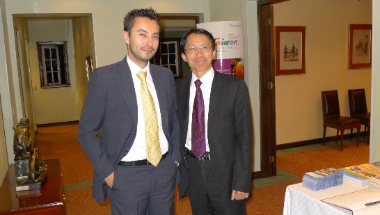 哥倫比亞友台協會成立酒會