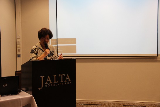 薛代表於捷克「留臺校友會」聯誼餐會活動會致詞