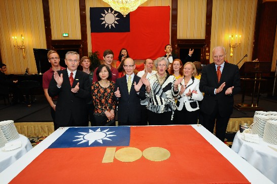 Posting-Datum：2011/10/13