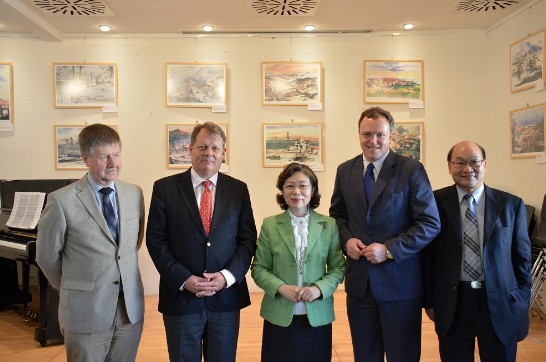 Posting-Datum：2013/10/25