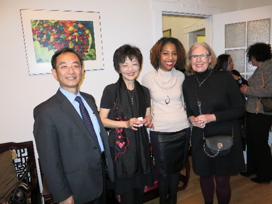 張處長夫婦與國際婦女會會長合影