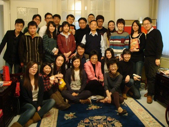 駐處與漢堡台灣留學生共渡聖誕及新年