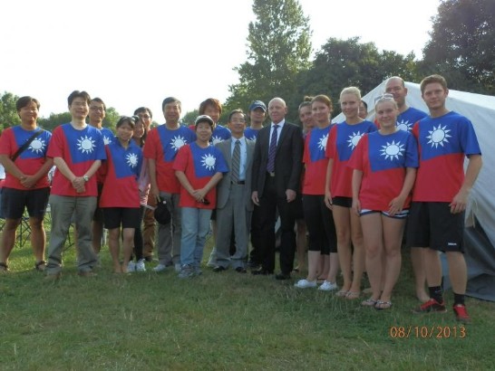 張處長K主席與陽明隊合影