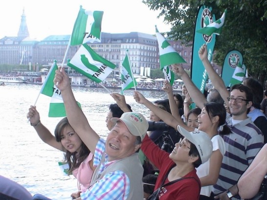 為台灣龍舟隊加油