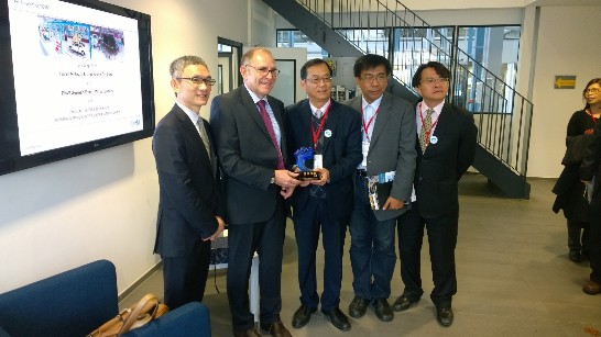 Posting-Datum：2015/11/21