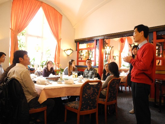 駐慕尼黑辦事處鄭處長兆元偕駐處同仁出席101年12月8日慕尼黑台灣同學會年度會員大會暨歲末團聚!