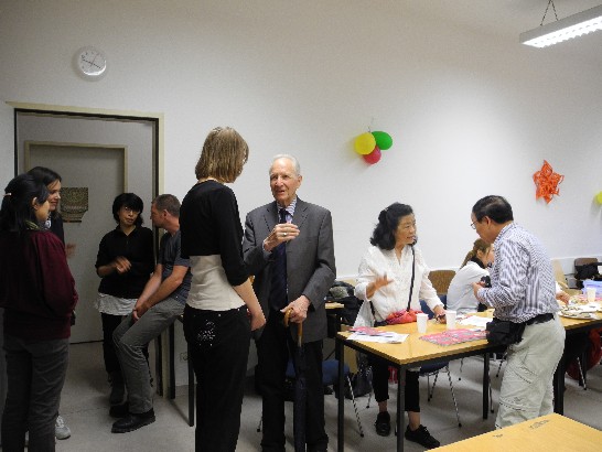 慕尼黑台灣同學會於101年7月15日假慕尼黑漢學系舉辦《暗暝e月光—台灣舞蹈的先驅蔡瑞月》及《好國 好民》電影放映及座談會!