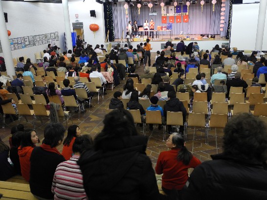 慕尼黑中文學校於102年2月3日舉辦"春節聯歡會"!