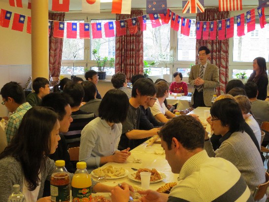 駐慕尼黑辦事處鄭處長兆元應邀出席102年4月13日慕尼黑台灣同學會所辦"102年新春迎新會"並致歡迎詞!