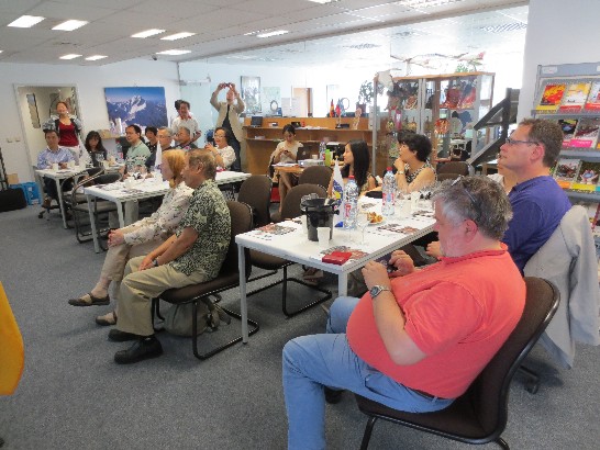 德南台灣廠商聯誼會於103年6月14日假駐慕尼黑辦事處舉辦[紅酒品嚐說明會],鄭兆元處長夫婦出席本項活動!