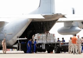 Tras la tragedia causada por el tifón Morakot en agosto, Taiwan ha recibido las condolencias y asistencia de más de 81 países y 21 organizaciones internacionales que han donado un total de NT$160 millones (US$4,8 millones), así como suministros, equipos de rescate y casas prefabricadas. Algunas agencias han enviado expertos en socorro para asistir con las tareas de recuperación. Se ha recibido ayuda de Estados Unidos, Unión Europea, Japón, Singapur, Australia, Nueva Zelanda y China continental, así como de nuestros aliados y otros países vecinos. (CNA)