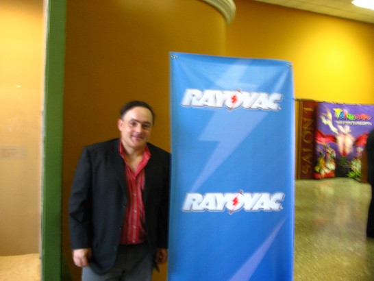 La Embajada de Taiwan y el alpinista guatemalteco distinguido, juntos inauguraron la Exposición  Fotográfica de las Bellezas del Monte de Jade y Taipei, en la tarde de dia 08 de abril de 2010.