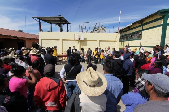 孫大使與幫幫忙基金會前往Felicidades村主持捐贈典禮