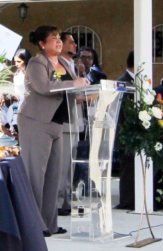 第一夫人裴若莎女士致詞