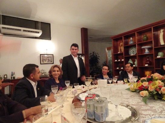 宴會氣氛和樂，賓主盡歡