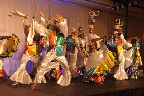 海地國宴舞蹈表演。