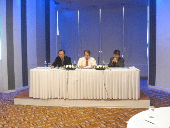 Investment Conference for Taiwan Businesses in Delhi was held on May 23, 2010 at Le Meridien Hotel with nearly 40 Taiwan business people participating. The Conference was chaired by David Hsu（Director of Economic Division of Taipei Economic &amp; Cultural Center in New Delhi-India）. Participants includes Dingo Ku(Managing Director of CINDA), Chiang Hsiung(CEC International Corporation), Chen Min Wang(General Manager of China Airlines India), S.C, Ho(Vice President of Lorom Industrial Co.), Andrew Chen(General Manager of Apache Footwear India), and Eric Tsai(Head Credit, ChinaTrust Commercial Bank-New Delhi Branch)