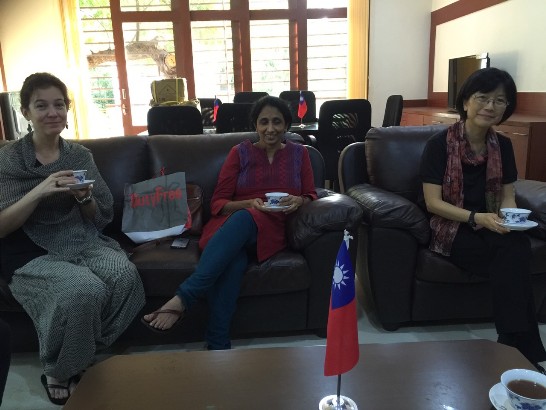 Ms. Ching-Shyen Shu(left)