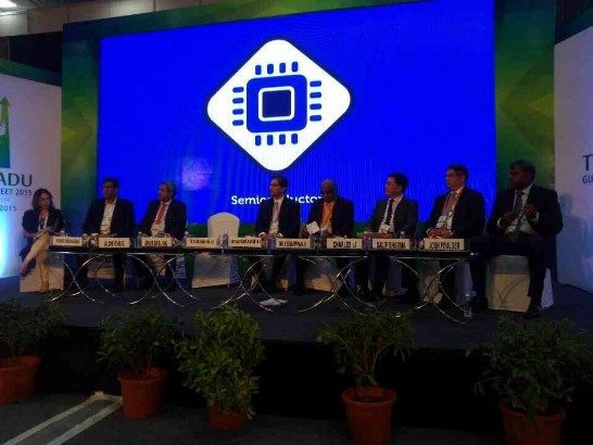 Director General Charles Li（right3）