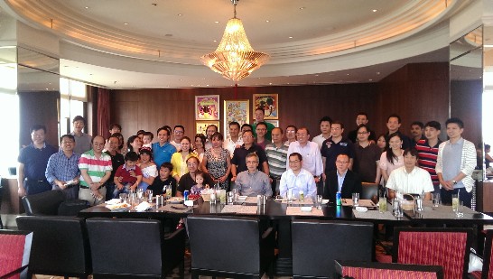 林總領事明誠(前排右四)