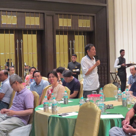 林明誠處長(前排左二)