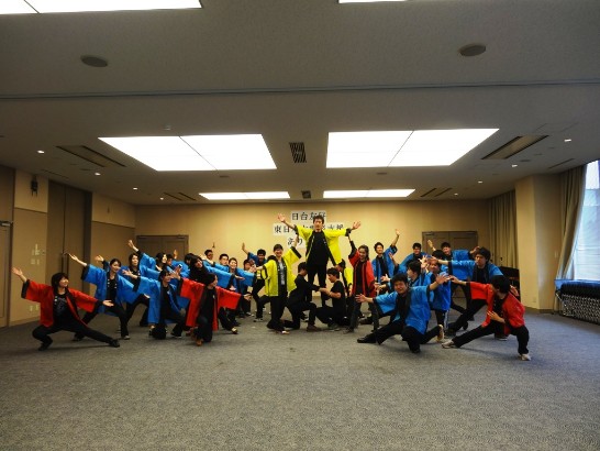日本大學生與我國短期交換生表演日本傳統舞蹈