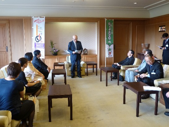 山口縣山本繁太郎知事(中央）歓迎挨拶