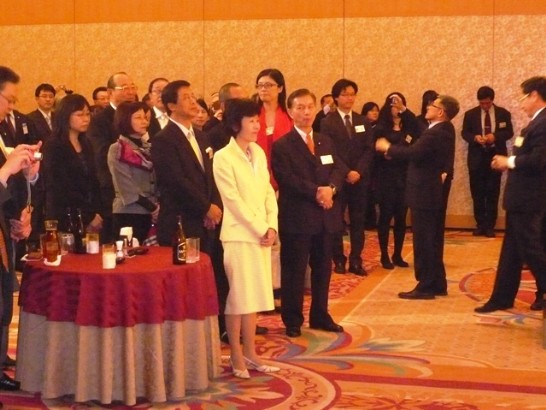 北海道高橋知事應邀出席答謝宴。