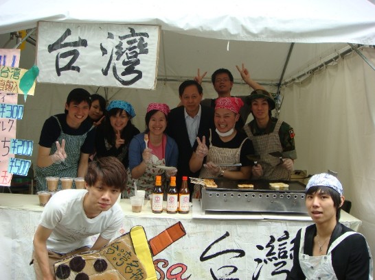 本處徐處長與我留學生合影