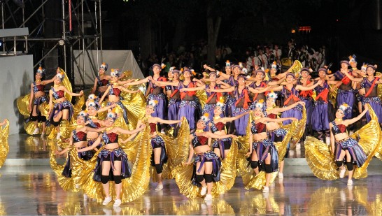 我團體於大通公園8丁目晚會會場表演情形一
