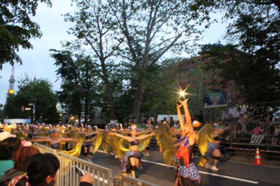 我團體於大通公園5丁目會場表演情形一