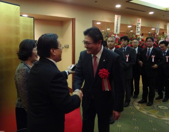 陳處長夫婦迎賓情形