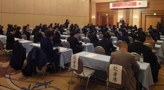 交流座談會場一景