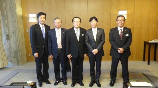 李會長嘉進104年10月27日拜會岡山縣伊原木隆太知事 台北駐大阪經濟文化辦事處