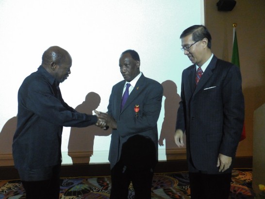 道格拉斯總理祝賀E秘書長獲此殊榮。