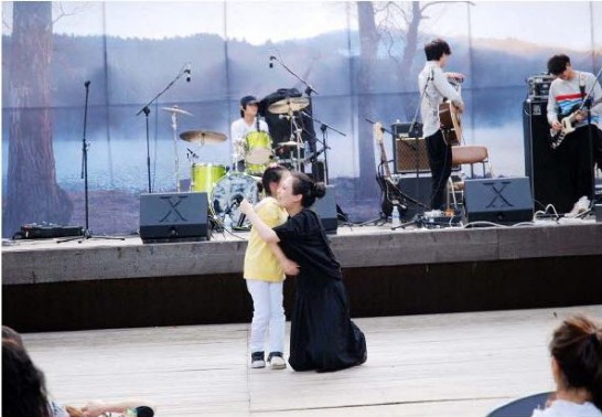 魏如萱親合力十足