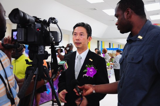 周大使台竹接受露國媒體專訪