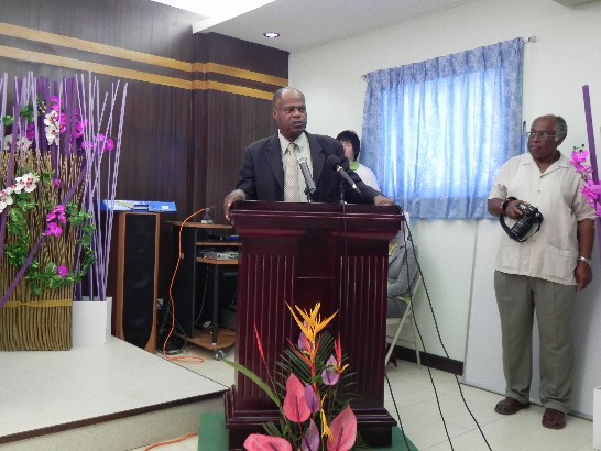 教育文化部長詹姆士致詞