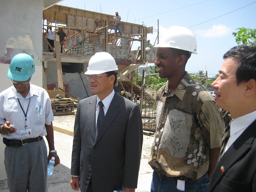 章大使計平呈赴露國南部視察兩國雙邊合作計畫