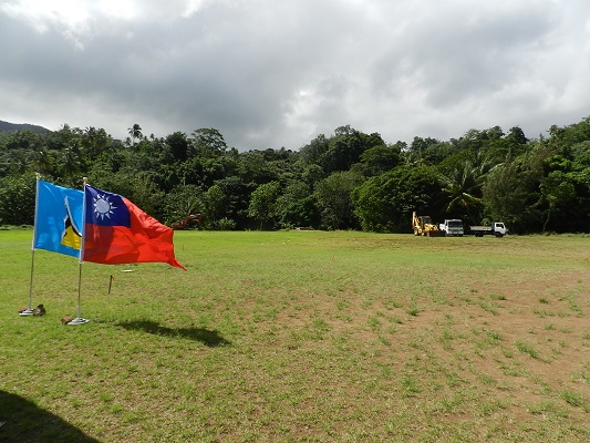楓阿索(Fond Assau)運動場一景