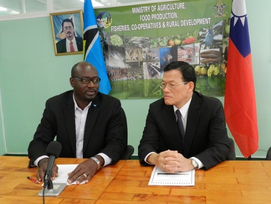 聖露西亞農業部長熊包提斯(Moses Jn. Baptiste)致詞