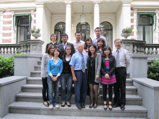 「鹿特丹企業管理學院、財經學院」台灣留學生同學會劉興邑等一行13人於本（20）日下午來代表處拜會