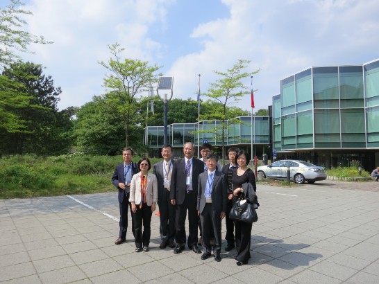 第20屆台荷經濟合作會議離岸風電組台灣廠商，由代表處經濟組童組長陪同參訪荷蘭Royal Haskoning公司合影