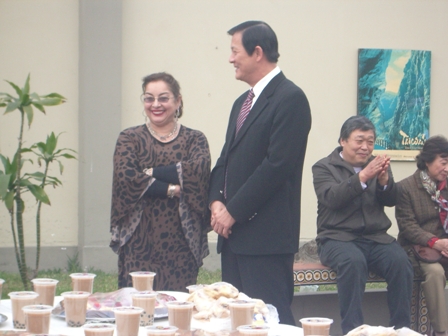 Compartiendo el tea time.